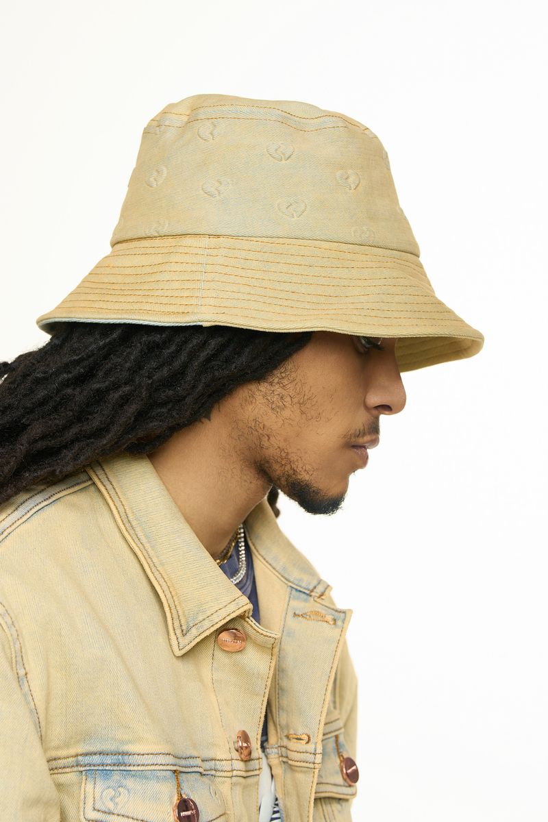 PHEELINGS MENDING HEARTS EMBOSSED BUCKET HAT (SAND/LIGHT BLUE)
