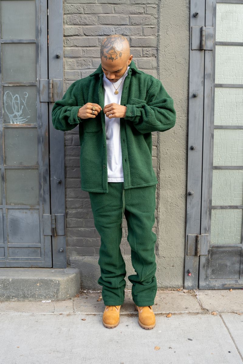 EPTM COMFY SHIRT & FLARE PANTS (HUNTER GREEN)
