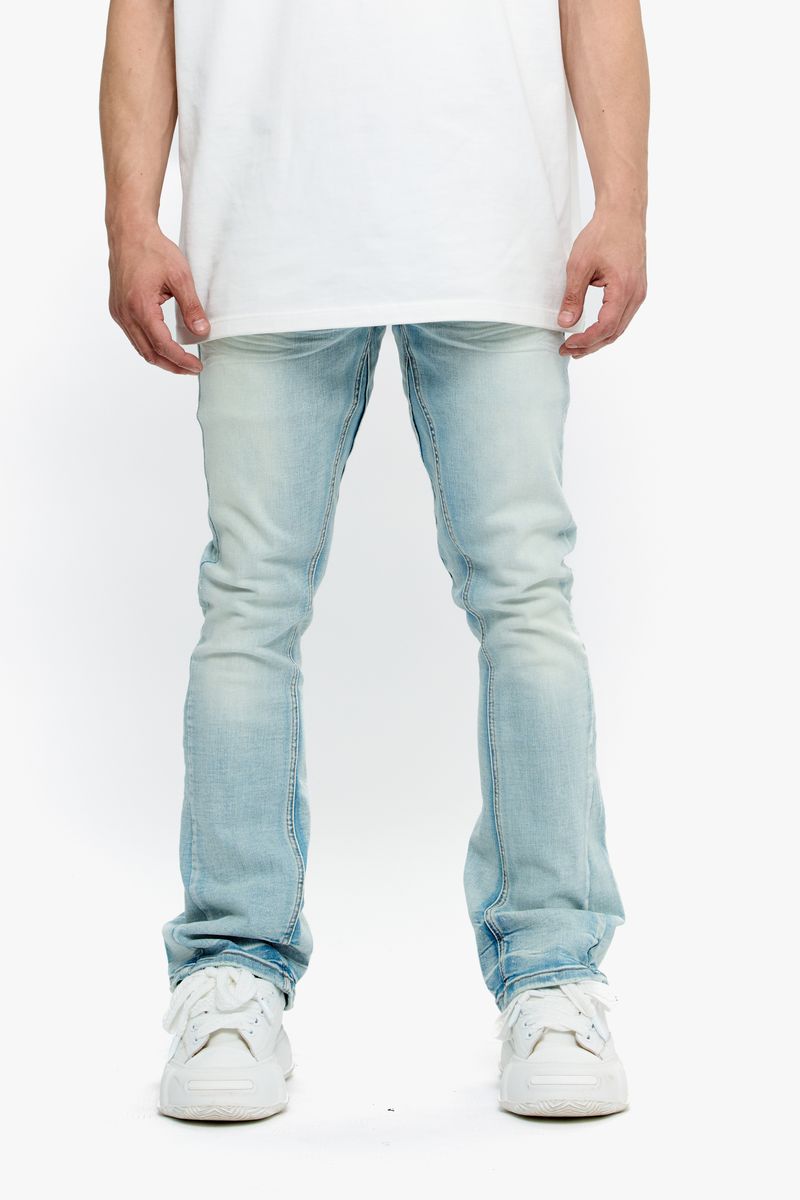 Valabasas Mr.Stacked-LT.WASH (Light Wash)