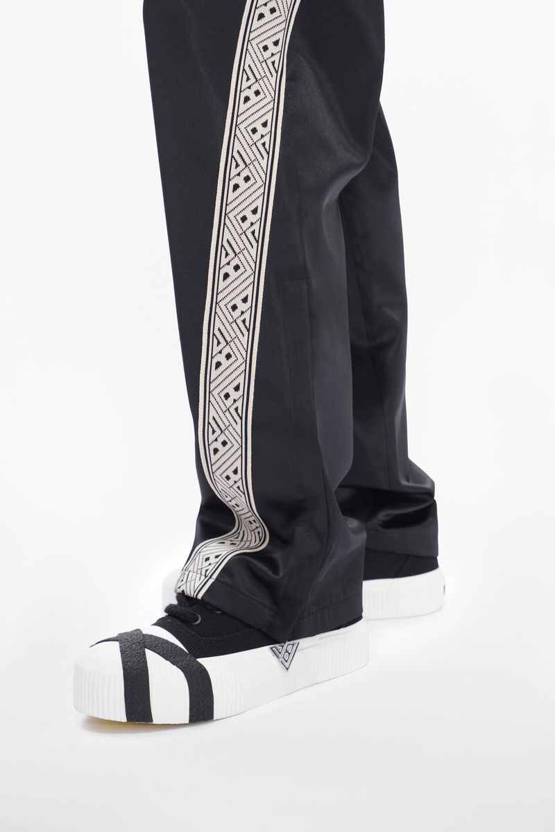 Valabasas RIVIERA (Black)