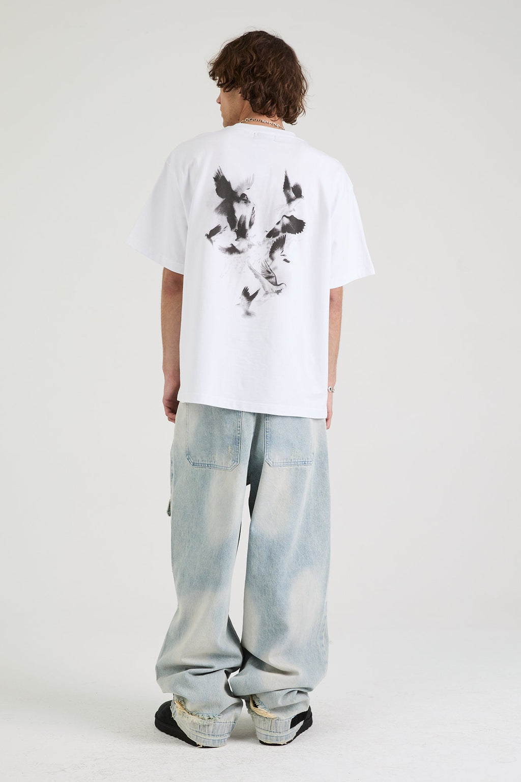 RTA Colin | White Doves Back